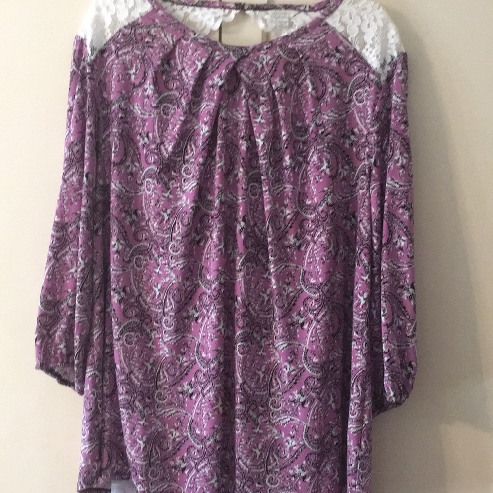 Cute blouse